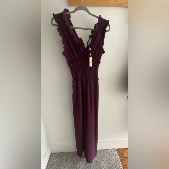 Max Studio pantsuit, size xsmall, 100% polyester, smocked waist, burgundy (NWT) - Picture 3 of 13